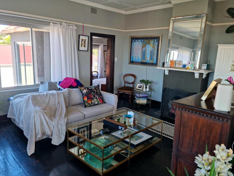 4 Bedroom Property for Sale in Green Point Western Cape